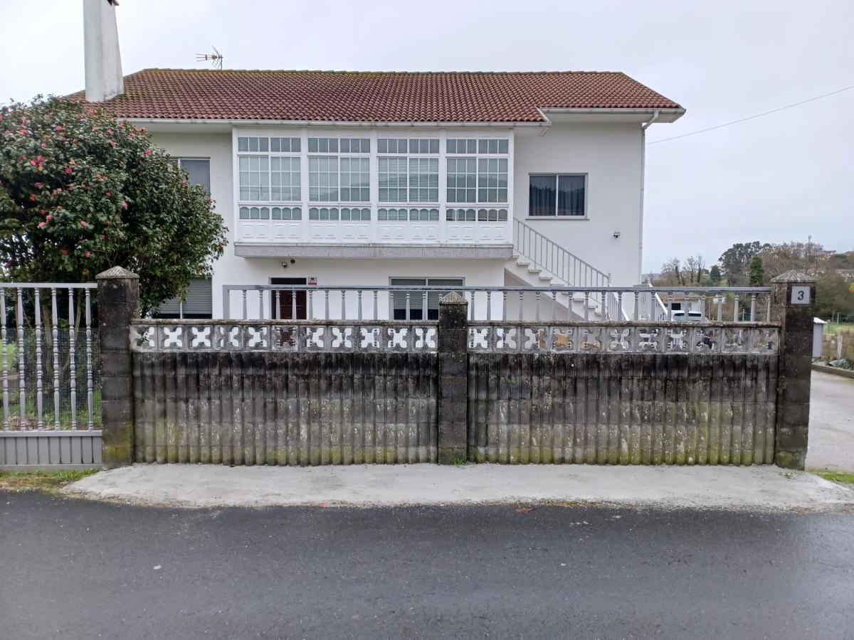 Acogedora Casa De Campo Neda Eksteriør billede