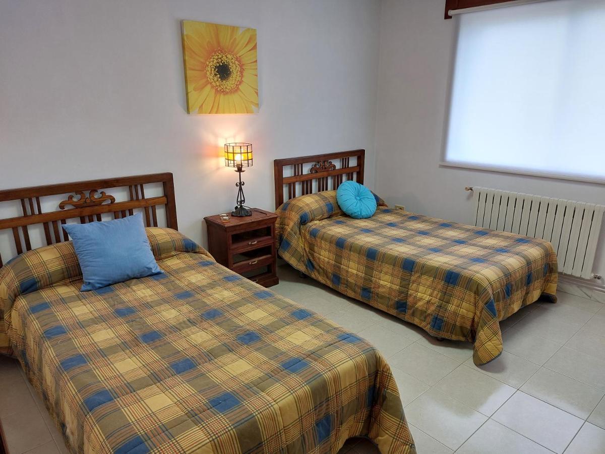 Acogedora Casa De Campo Neda Eksteriør billede