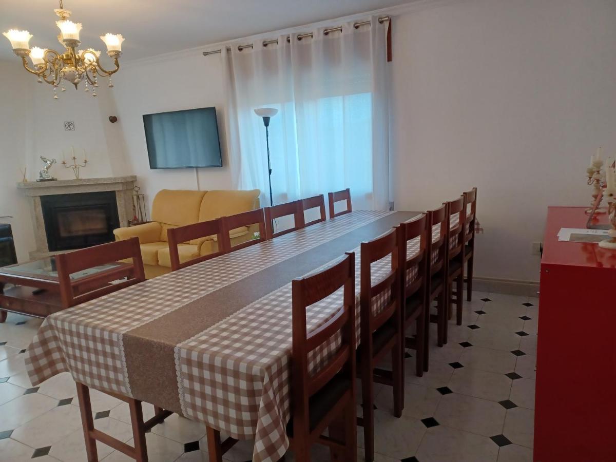 Acogedora Casa De Campo Neda Eksteriør billede